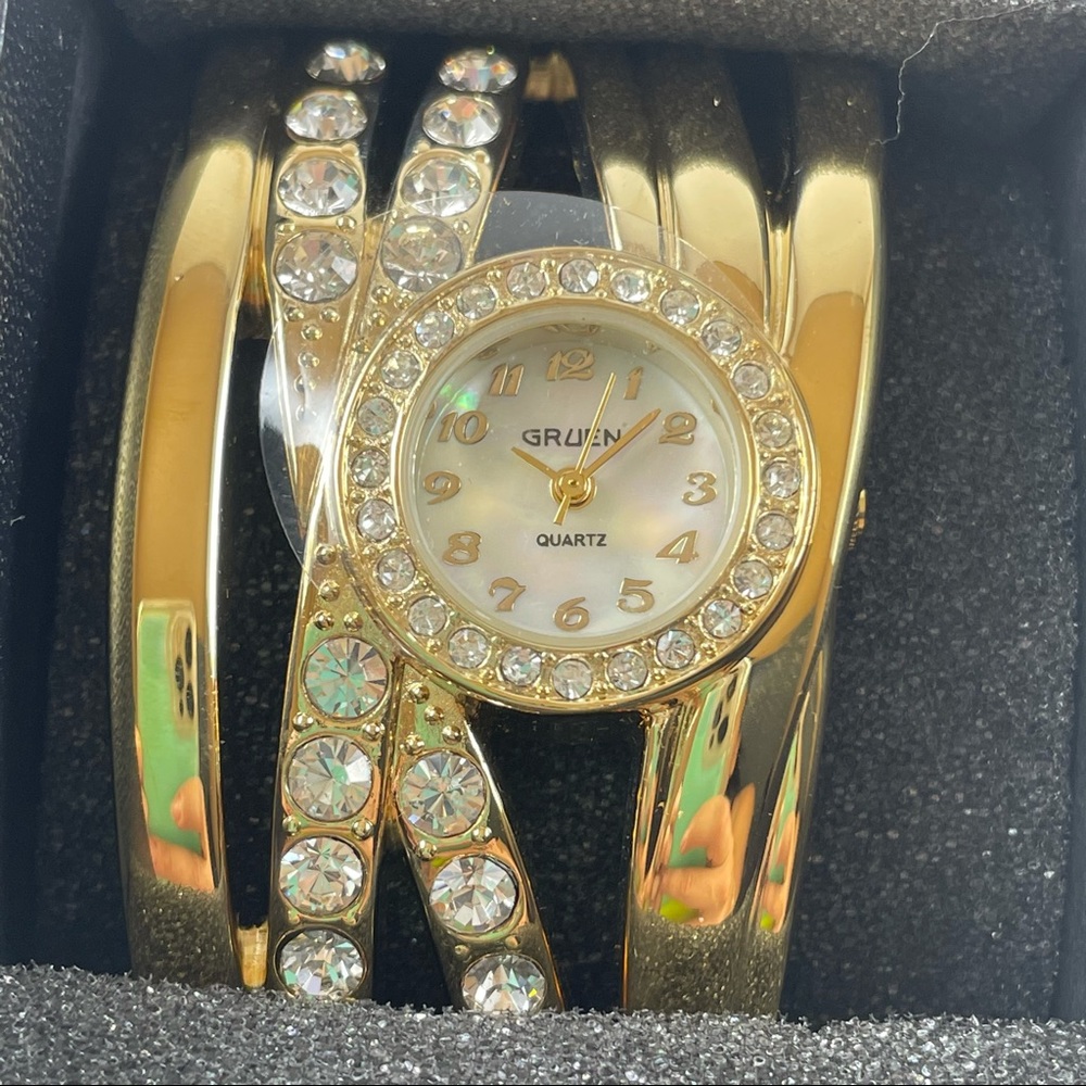 Good & Crystal Bangle Watch - Picture 3 of 5